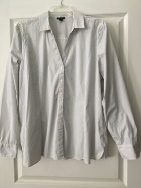 Ann Taylor Factory button down long sleeve blouse white/gray stripes size XL
